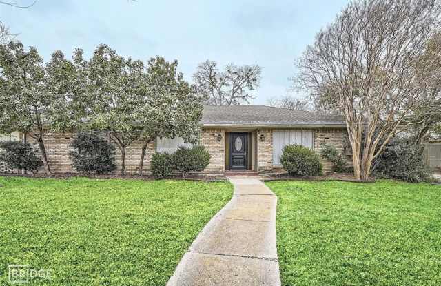 2809 Pinehurst Drive - 2809 Pinehurst Drive, Plano, TX 75075