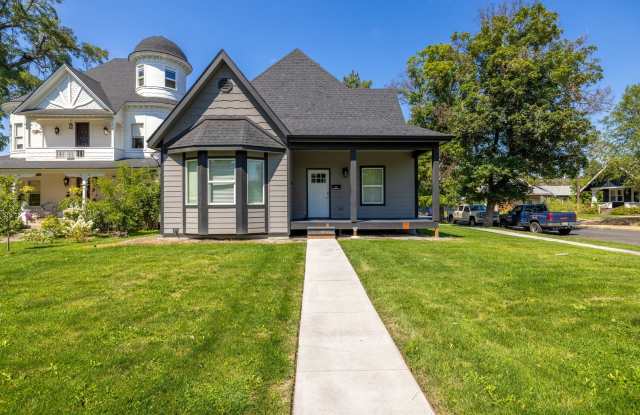 Newer 5 Bed, 3 Bath Home with over 3100+ square feet and close to Downtown and Gonzaga!! photos photos Newer 5 Bed, 3 Bath Home with over 3100+ square feet and close to Downtown and Gonzaga!! photos photos