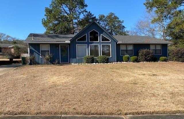5416 Handel Drive Gallery 1