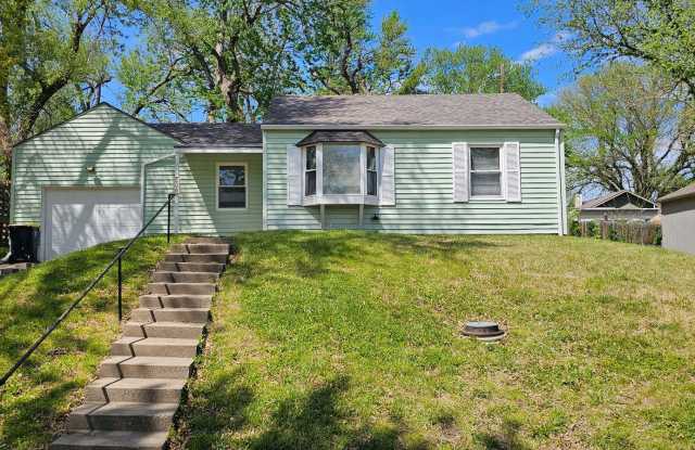COMING SOON! Beautiful 3 Bedroom Home in South KC photos photos