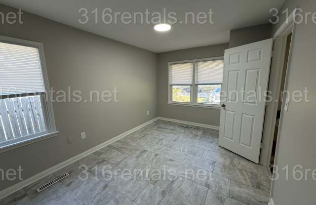 $1045 **COMING SOON** - 3 bed 1 bath - Single Family Home Gallery 4