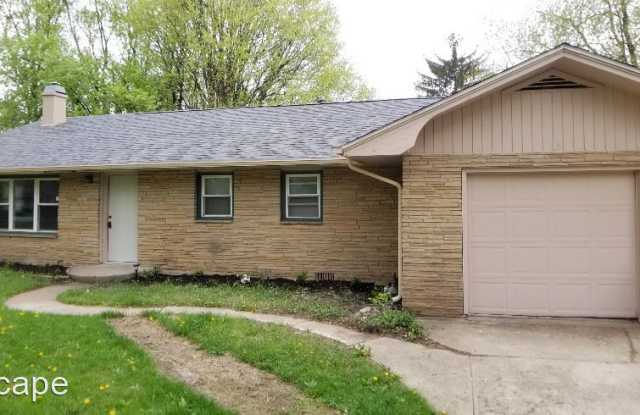 15 Elma Street - 15 South Elma Street, Anderson, IN 46012