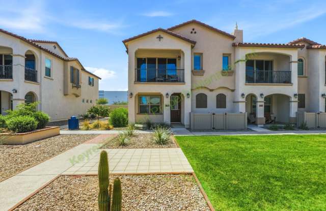 Fully-Furnished End Unit Gilbert Home in Warner Meadow Community photos photos