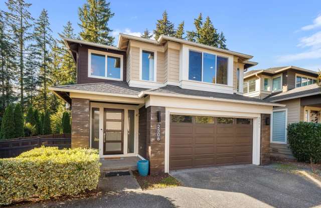 Stunning 4 Bedroom Corner-Lot Home with Gourmet Kitchen and Outdoor Fireplace Gallery 1