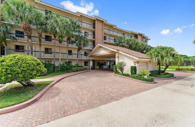 1001 Seafarer Circle Gallery 3