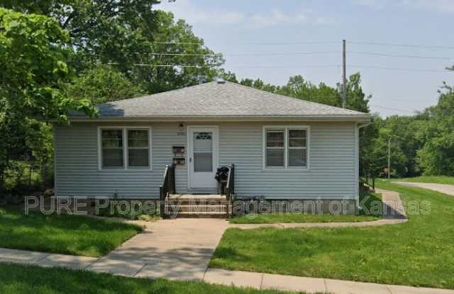 2503 SW Central Park Ave. - 2503 Southwest Central Park Avenue, Topeka, KS 66611