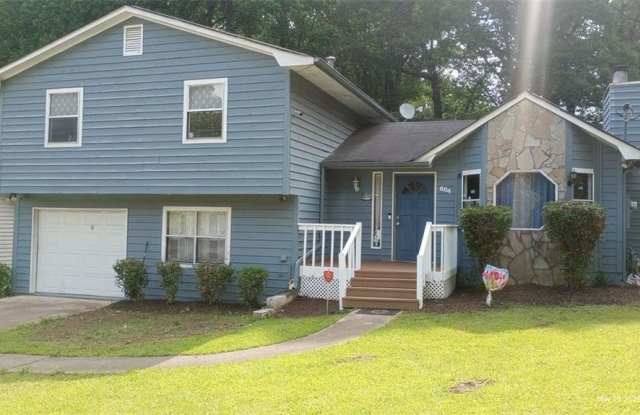 604 PEPPERWOOD Lane photos photos