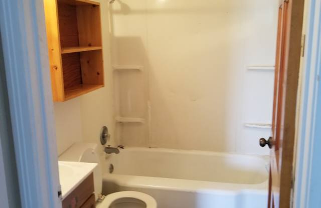 4115 S Polk Gallery 3