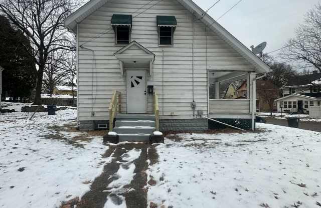 4 Bed / 2 Bath Fully Updated Home on Corner Lot! photos photos 4 Bed / 2 Bath Fully Updated Home on Corner Lot! photos photos