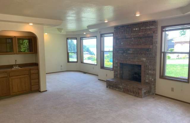 2855 Chambers Bay Drive - 2855 Chambers Bay Drive, Steilacoom, WA 98388