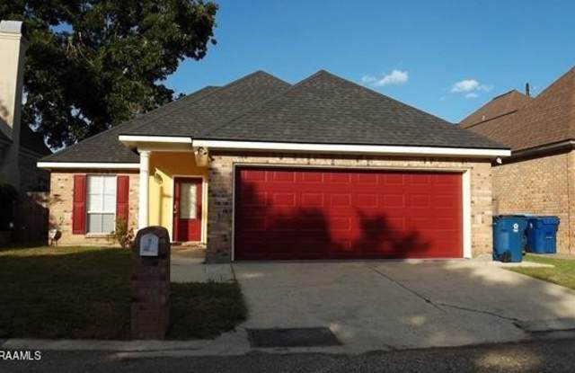 120 Rue Conge Circle - 120 Rue Conge Circle, Lafayette, LA 70508