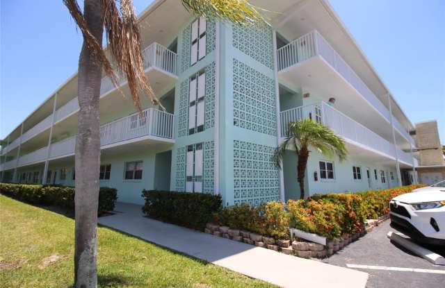 1819 SHORE Drive S Gallery 2