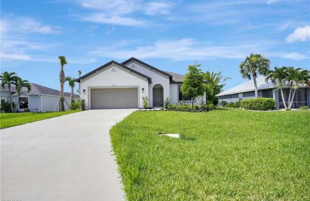 3726 SW 2nd - 3726 Southwest 2nd Street, Cape Coral, FL 33991