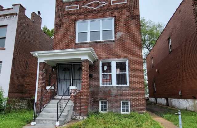 4555 Mary Avenue photos photos