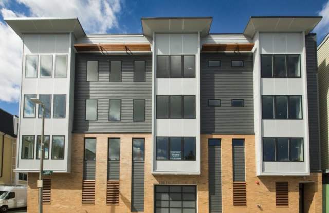 Luxurious High End City-Side 2BR/2Bath with Garage Parking!!! photos photos