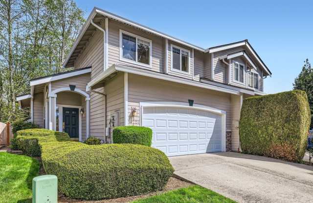 Charming 3-Bedroom Townhome in Edmonds Gallery 1