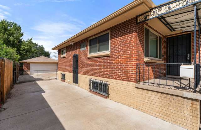 Lower Level Unit near Ruby Hill Park! photos photos