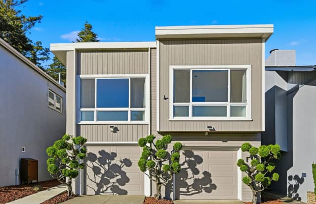 Spacious Three Bedroom Home in Forest Knolls - Please Contact for Showing Availability! - 170 Oak Park Drive, San Francisco, CA 94131