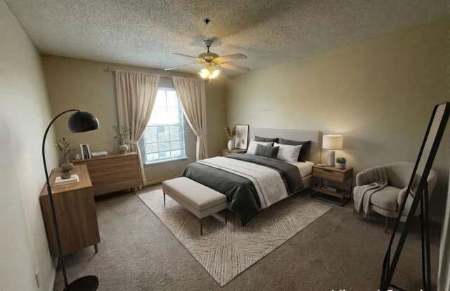 Renovated Nice 2 Bedroom 2 Bath Apartment near Branson Hills Gallery 4