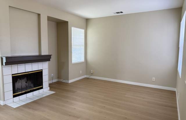 39561 Tischa Dr Gallery 4