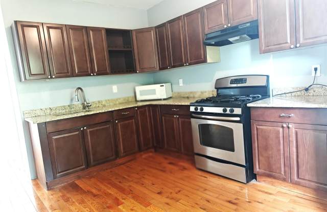 104 Winnikee Avenue Gallery 2