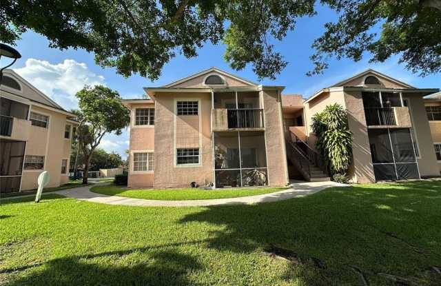 641 Cypress Lake Blvd photos photos