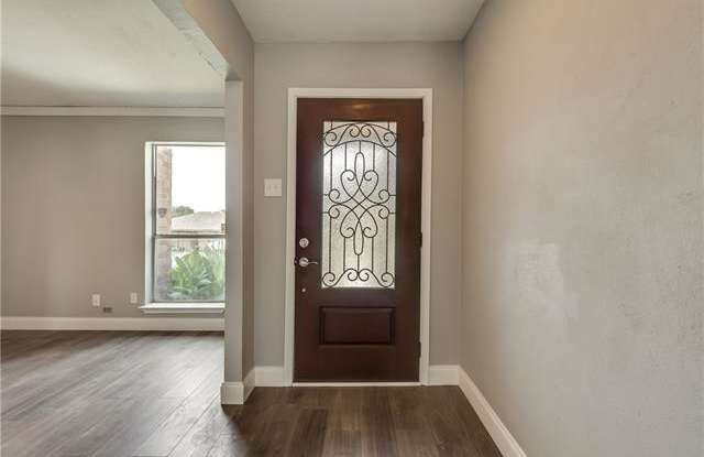 1614 Chesterfield Drive Gallery 3