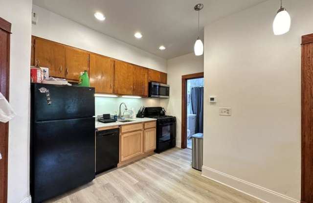 2821 Shakespeare Gallery 2
