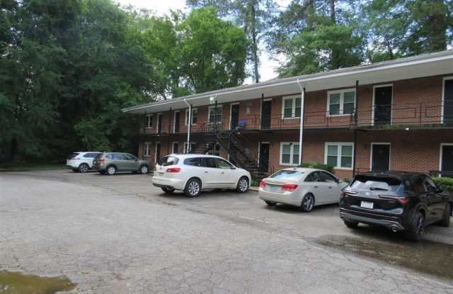 210-18 Colonial Drive Gallery 1