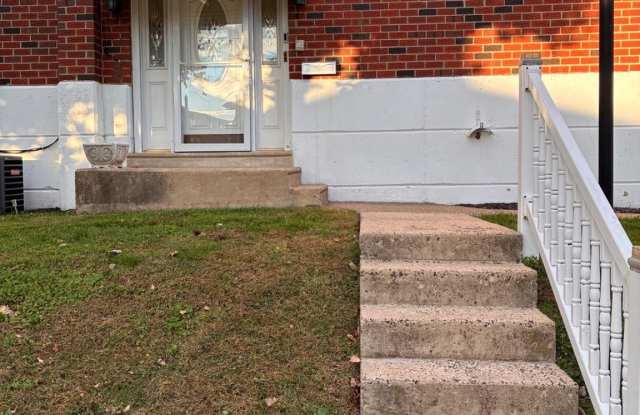 9750-HILSPACH STREET Gallery 4
