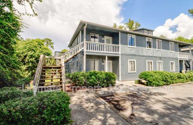 1251 Wellington Drive Gallery 3