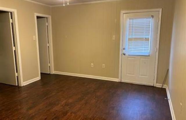 307 Mildred Street - B photos photos