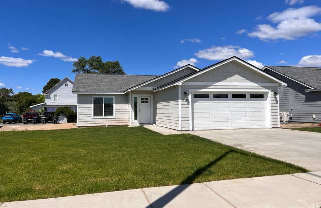 Newer Construction Home!! photos photos
