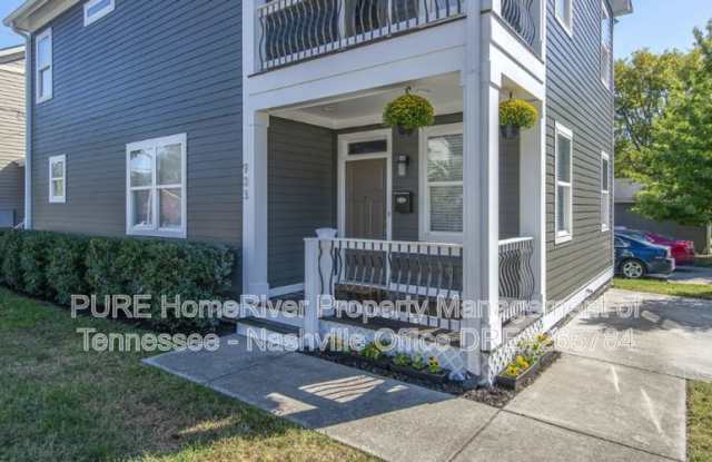 903 Cheatham Pl Gallery 1