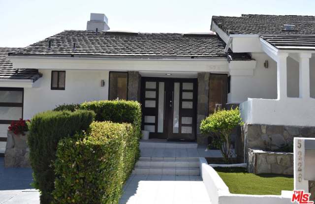 5226 MEDINA Road Gallery 2