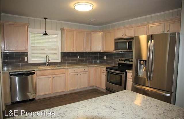 4921 Brooktree Drive Gallery 3
