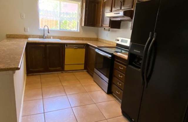 **2 Weeks Free Move in Promotion** 4 Bedroom home with solar! - 61 East Trident Drive, Pittsburg, CA 94565