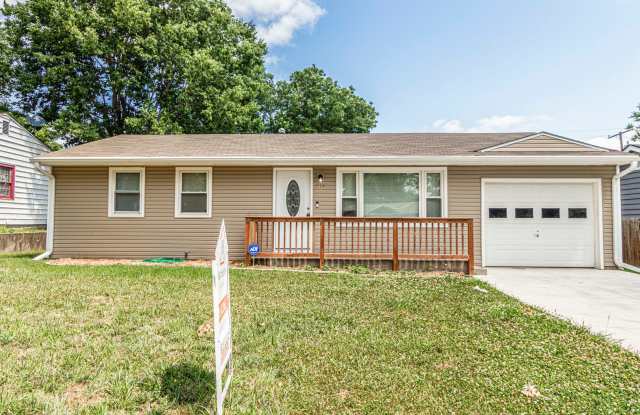 Please View 3D Virtual Walk-Through Before Scheduling a Showing - 714 West Pine Street, Junction City, KS 66441