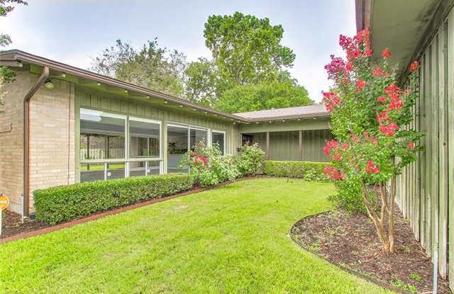 5216 Blueridge Court Gallery 4