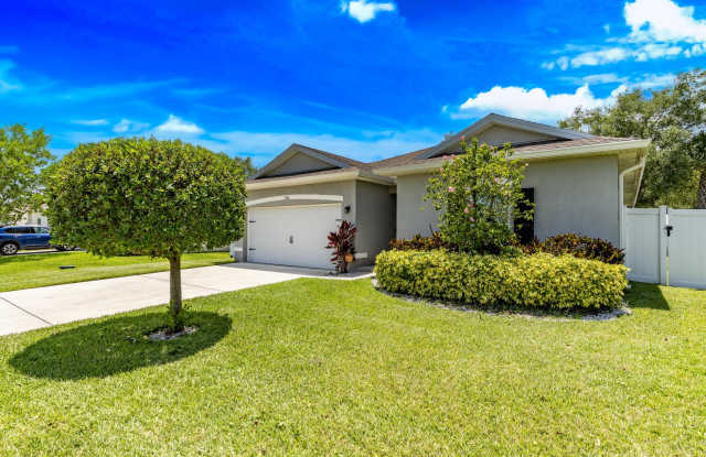 5344 Oakland Lake Circle Gallery 1