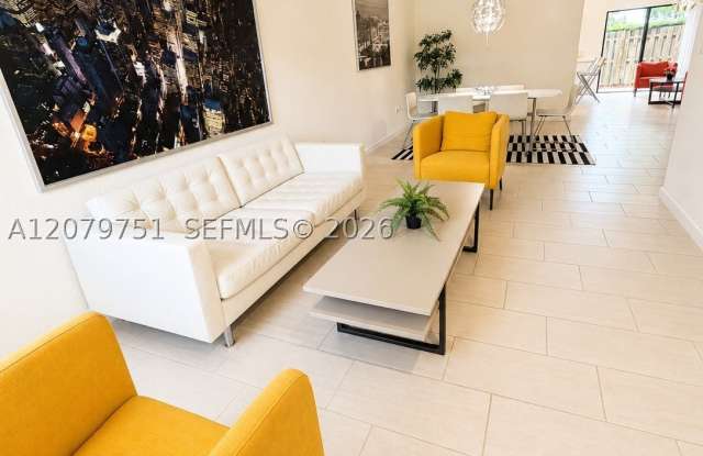 11958 SW 151st Ave Gallery 3