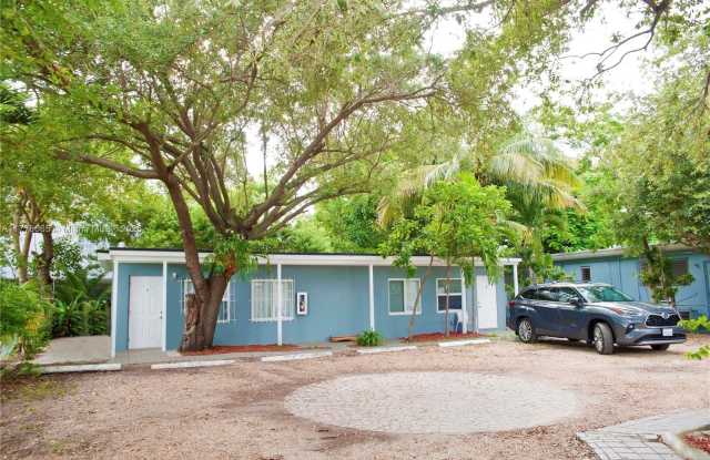12322 NE 6th Ave photos photos