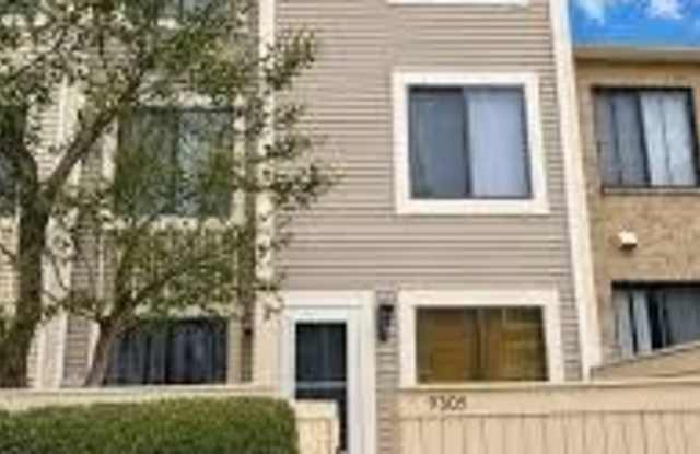 9305 BATHGATE Court Gallery 2