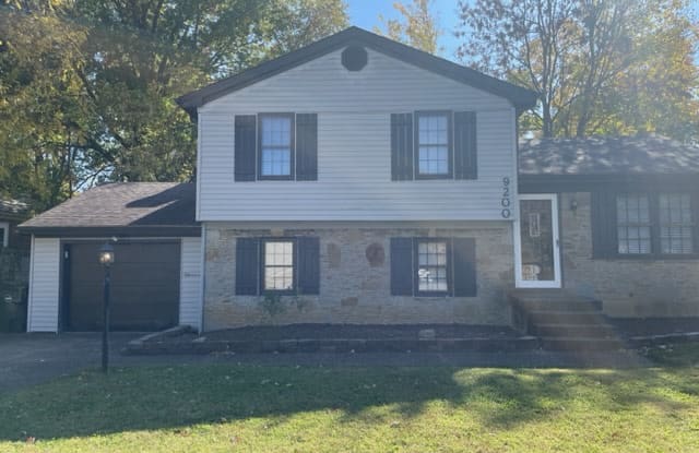 9200 Loch Lea Lane - 9200 Loch Lea Lane, Jeffersontown, KY 40291