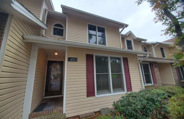 450 Lands End ~ Lands End at The Lakes ~ 1/2 MONTH FREE off your first full month photos photos