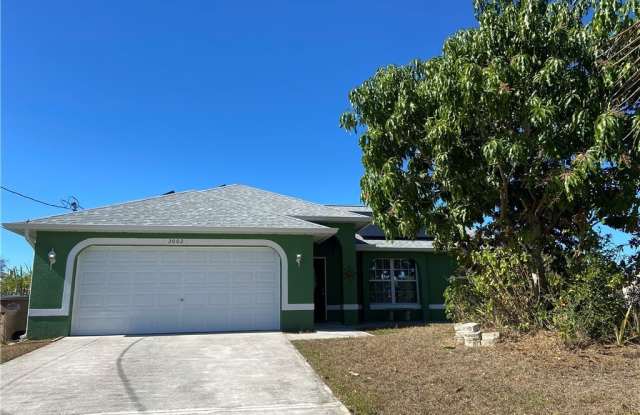 2002 SW 15th Place photos photos