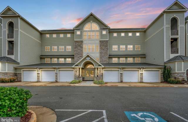 1641 LADUE Court unit: 203 - 1641 Ladue Court, Marumsco, VA 22191