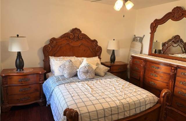 620 N Janss Gallery 2