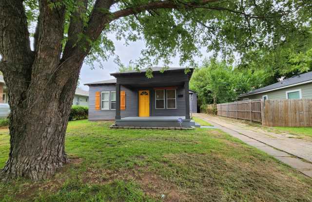 1946 Northwest 15th StreetMain House Gallery 2