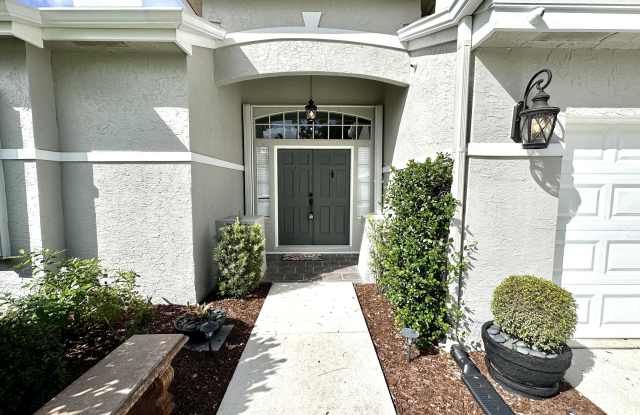 1000 Lake Breeze Drive Gallery 1